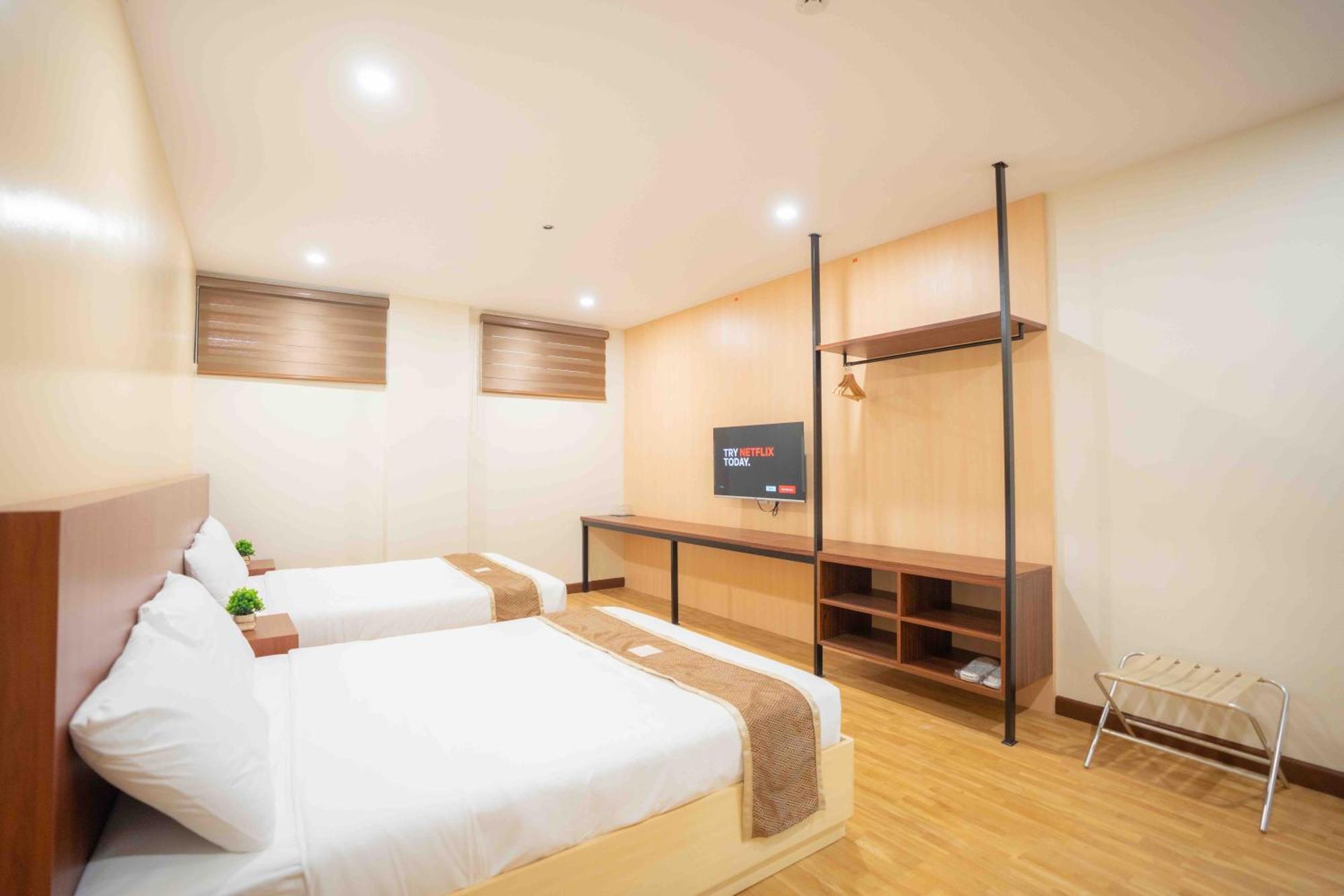 Sundaze Dormitel Hotel Naga  Exterior photo